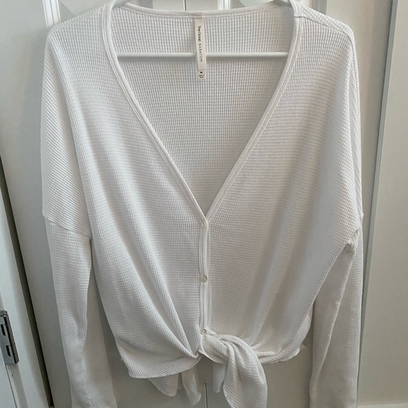 The group by Babaton Taurus longsleeve - Picture 1 of 4